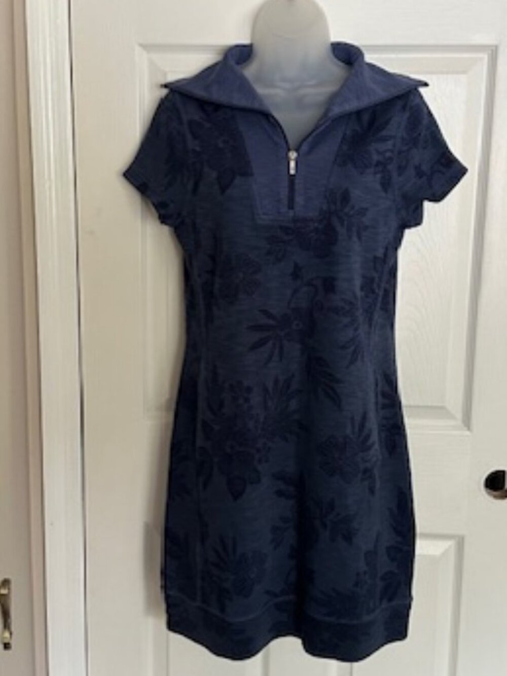 Tommy Bahama Blue on Blue Print Short Sleeve, Wide Collar, Front Top Zip Dress